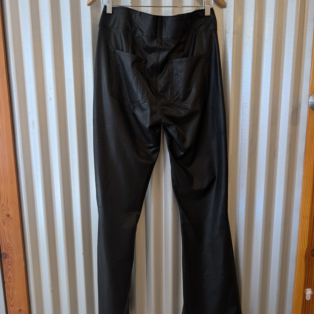 Faux Leather Flares With Slits By Show Me Your Mumu NWT Size Large In Black